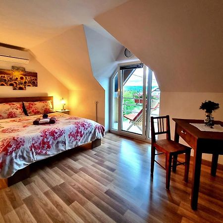 Gartnar Home -Hiska S Pridihom Domacnosti In Pogledom Na Hribe. Radovljica Esterno foto