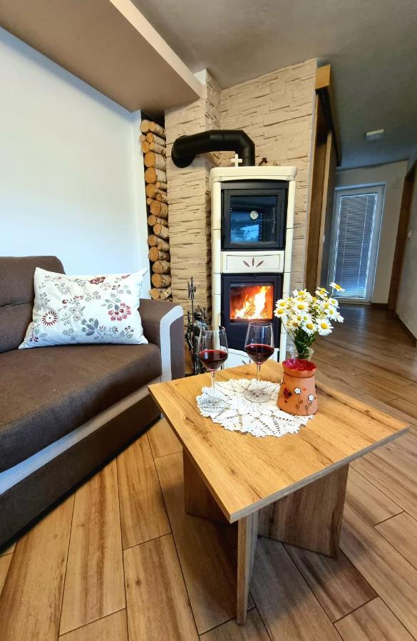 Gartnar Home -Hiska S Pridihom Domacnosti In Pogledom Na Hribe. Radovljica Esterno foto